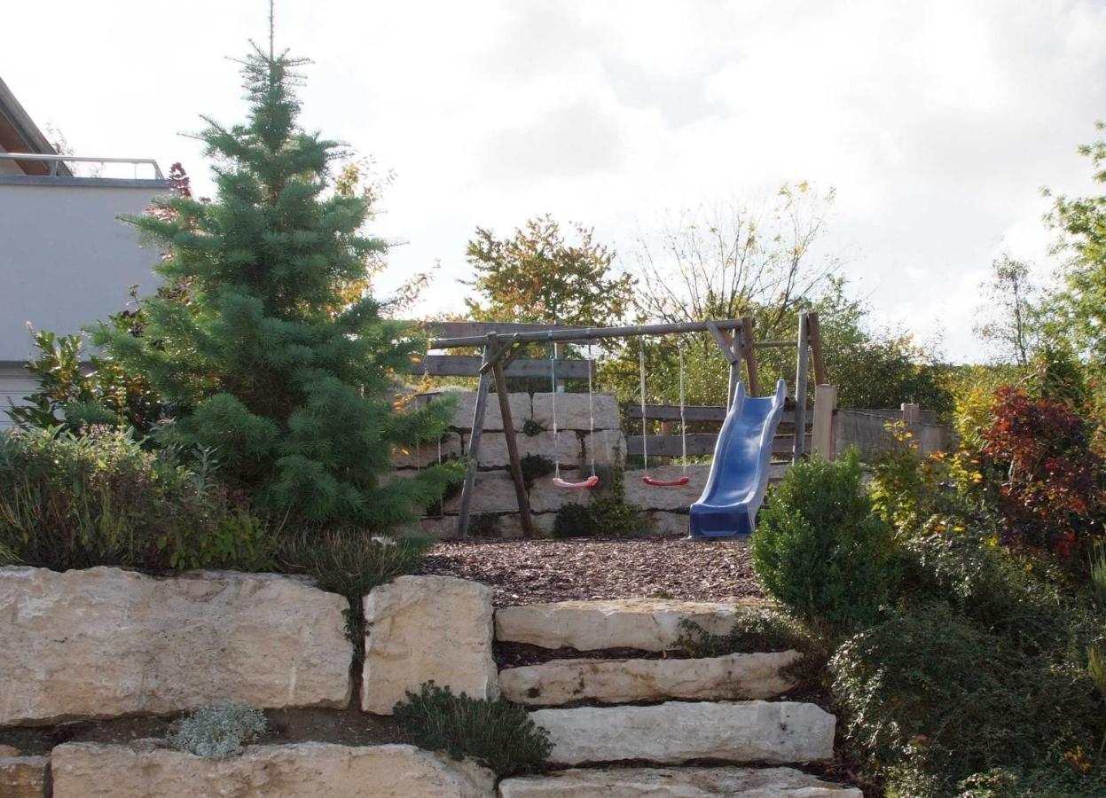 Apartamento Muellers Weingut Und Weinstube Im Auerberg Nordheim  Exterior foto